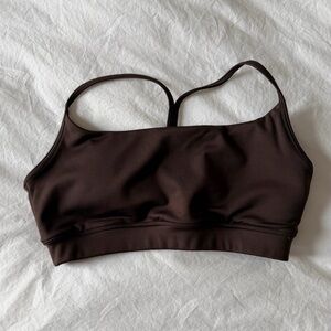 Varley Assure Cerys Bra in Coffee Brown